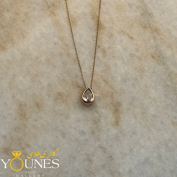 گردنبند نگین اشکی طلا